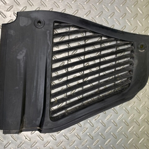 07 08 09 10 Porsche Cayenne Rain cover driver left OEM 7L5819729B