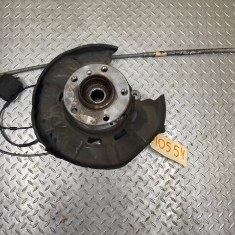 14 15 16 17 BMW 228i F22  Rear Right Passenger Side Spindle Knuckle Hub OEM