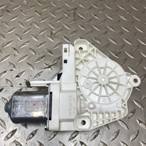11 12 13 14 15 16 17 Porsche Cayenne Rear Right Door Window Motor OEM 8K0859812A