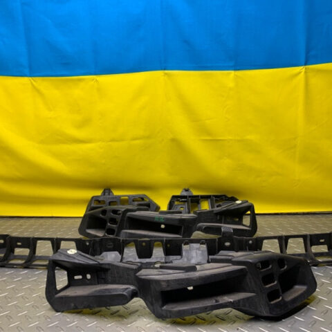 11 12 13 14 Porsche Cayenne 92A Rear Bumper Bracket Set OEM 7P5807863