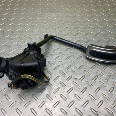 05 06 07 08 09 10 Bentley Continental GT Gas Acceleration Pedal OEM 3W1721503A