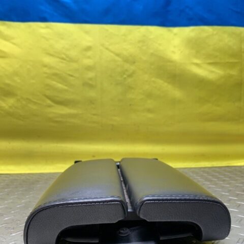 13 14 15 16 Lincoln MKS Center Console Arm Rest Armrest Lid Cover Black OEM