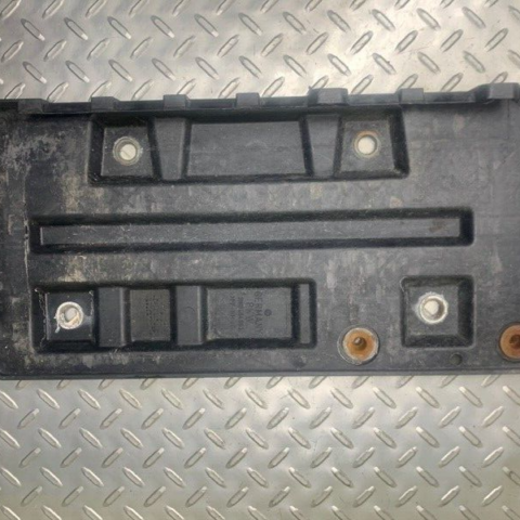 06 07 08 09 10 Bentley Continental Flying Spur Battery Tray Bracket Mount