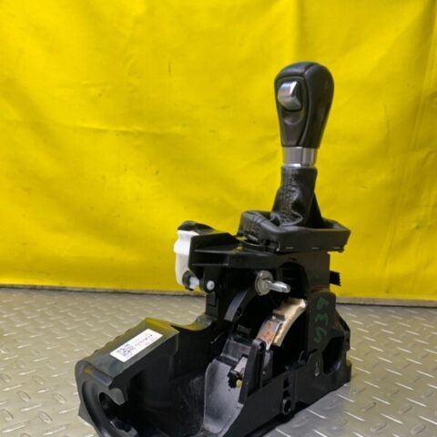 18 19 Acura TLX Transmission Gear Shift Shifter Selector Lever OEM 54200TY2A81