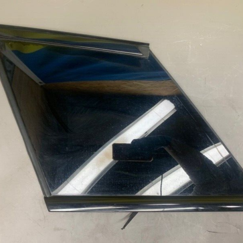 16 17 18  Range Rover Evoque Rear Left Quarter Window Glass OEM