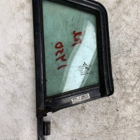 04 05 06 07 08 09 Mitsubishi Galant Passenger Right Rear Door Vent Glass OEM