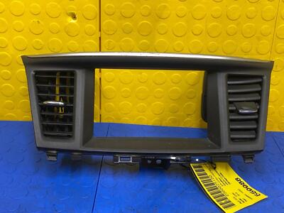 16 17 18 19 20 INFINITI QX60 Center Dash Radio Air Vent Panel OEM 68270-9NF0A