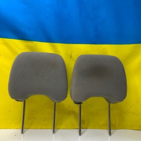 03 04 05 06 07 Subaru Forester Front Driver & Passenger Seat Headrest Cloth OEM