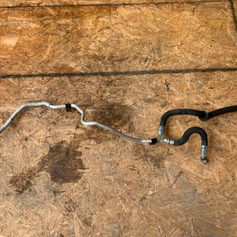 16 17 18 BMW X6M X6 4.4L Transmission Oil Cooler Line Flow Hose Only 58k Miles