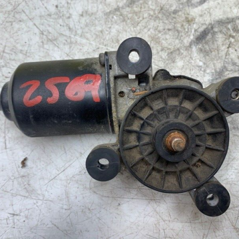 2006 2005 2004 2003  Toyota Sequoia Front Windshield Wiper Motor OEM