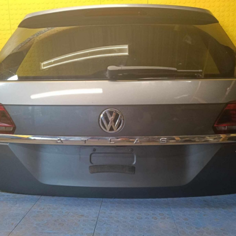 18 19 20 VW ATLAS Trunk Lid Decklid Hatch Liftgate Tailgate OEM 3CN827025J
