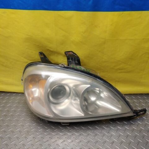 02 03 04 05 Mercedes-Benz W163 RH Passenger Side Headlight Lamp OEM A1638205061
