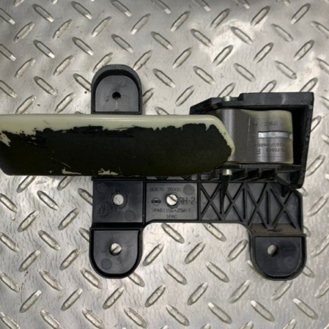 09 10 11 12 Nissan Armada Front Passenger Right Door Interior Inside Handle OEM
