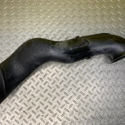 11 12 13 14 15 16 17 18 Porsche Cayenne  Air Intake Duct Pipe OEM 7P5129752A
