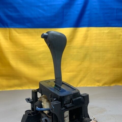 99 00 01 Toyota Camry Automatic Trans Floor Gear Lever Shift Shifter Selector