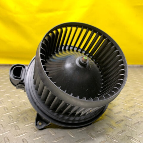 18 19 20 21 Ford Ecosport A/C Heater Blower Motor Fan OEM AV11-19846-AB