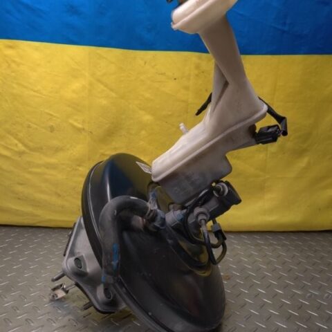 14 15 16 17 Nissan Rogue FWD 2.5L Power Brake Booster  W/ Master Cylinder OEM