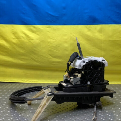 07 08 09 10 Porsche Cayenne Gear shift module gearbox shifter OEM  7L5713025J