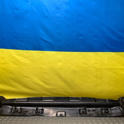 03 04 05 06 07 08 09 10 Porsche Cayenne Front Lower Radiator Support OEM