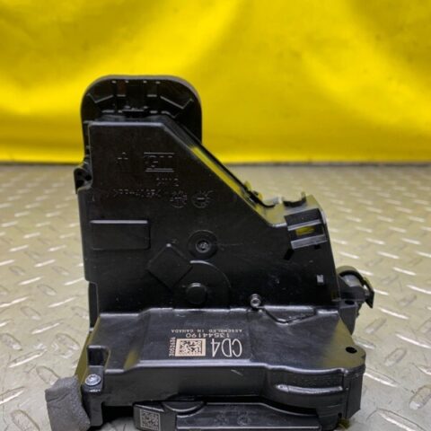 20 21 22 23 Cadillac CT5 Front Right Door Latch Lock Actuator OEM 13540963