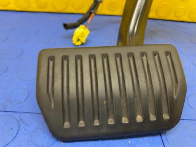 5ce95681e3bc85eae84315b80e7c304c 16 17 18 19 20 21 22 VOLVO XC90 Brake Pedal OEM 31381825