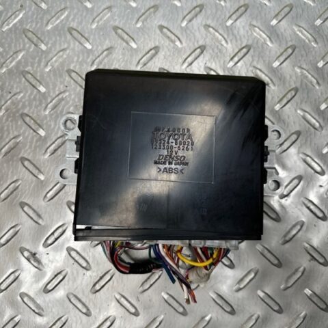 01 02 03 Lexus LS430 Lexus Ls430 Rear Rh Or Lh Door Multiplex Network Computer