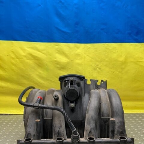 00 01 02 Jaguar S-Type 4.0L V8 Intake Manifold OEM AJ84075