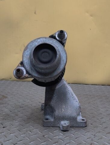 13 14 15 Mercedes E350 Convertible Engine Motor Support Mount Front Right OEM