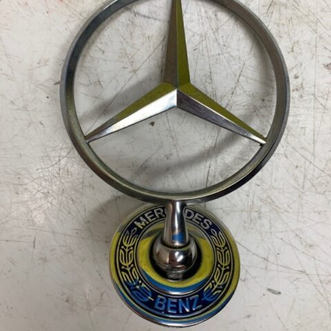 03 04 05 06 Mercedes-Benz W211 Chrome Hood Emblem OEM