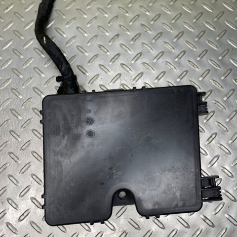 05 Bentley Continental Flying Spur  Fuse Relay Box OEM 3D0937123A