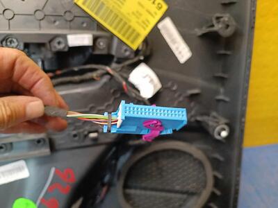 6326f2d0e2fe11b28c15e812892d23fd 18 19 20 VW ATLAS Front Right Door Trim Panel OEM 3CN867012D