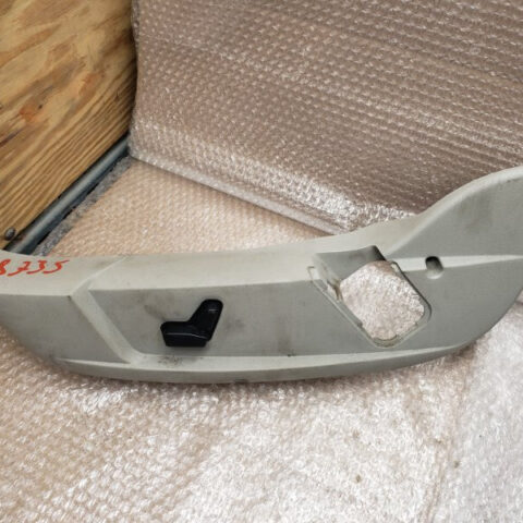 07 08 09 10 Chrysler 300C Trim cover seat left OEM 569032