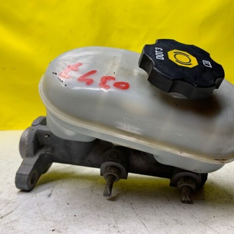 2006 06 Cadillac SRX 3.6L Brake Master Cylinder OEM 10367561