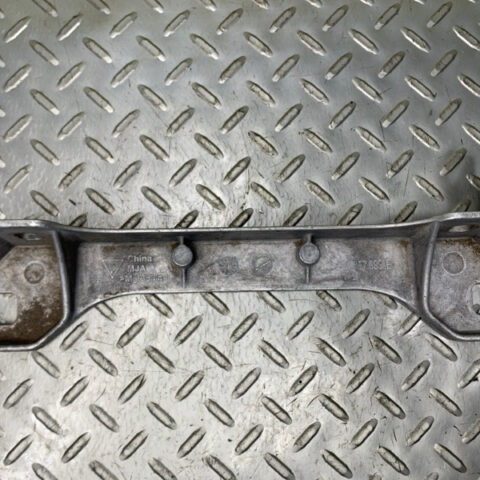 17 18 19 20 21  Porsche Panamera 4 Dash Mount Frame Bracket Support OEM