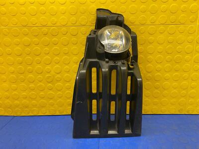 13 14 15 16 17 LEXUS ES300H Front Right Fog Lamp Bezel OEM 81210-48050