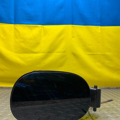 11 12 13 14 Porsche Cayenne Diesel Fuel Filler Door OEM 7P5809857C