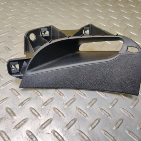 17 18 19 20 21 22 Porsche Panamera 4 Right Rear Seat Belt Cover OEM 971867262