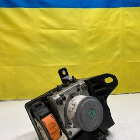 15 16 17 Jeep Renegade ABS Anti Lock Brake Pump Module OEM 52029708