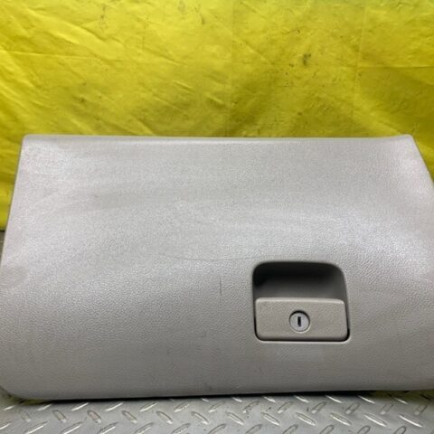 11 12 13 14 15 16 Nissan Quest Glove Box Glovebox OEM 685001JA0C
