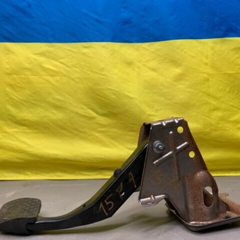 12 13 14 15 16 17 Volkswagen Passat CC 2.0L Brake Pedal  Assembly OEM