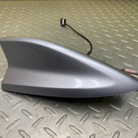17 Acura MDX Shark Fin Roof Antenna OEM 39150-TZ6-A11ZC