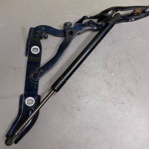 14 15 16 BMW F22 228i Rear Right Passenger Side Trunk Lid Hinge Bracket OEM