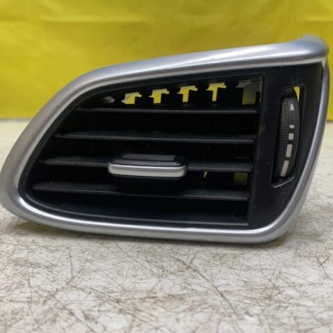 17 18 19 Infiniti QX30 Front Right Passenger Side Dash  A/C Air Vent OEM