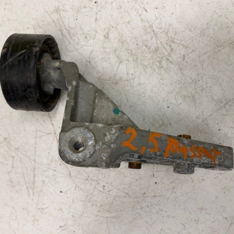 12 13 14 15 16 17 Land Rover Range Rover Evoque Compressor Bracket OEM LR079504