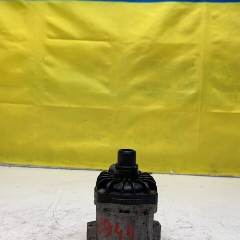 15 16 17 18 BMW  X6 X6m F16 Auxiliary Cooling Water Pump OEM 1712785011301