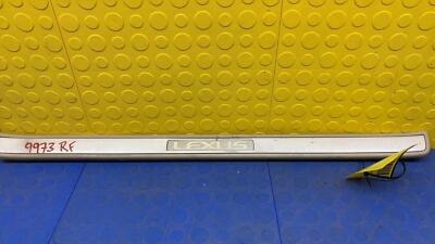 05 06 07 08 09 LEXUS GX470 Front Right Sill Scuff Trim Plate OEM 67911-60020