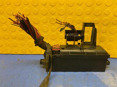 7dcf64ead3bd5914af4941b79ec4352a 12 13 14 15 16 17 18 VW TIGUAN Under Dash Fuse Box OEM 000937615