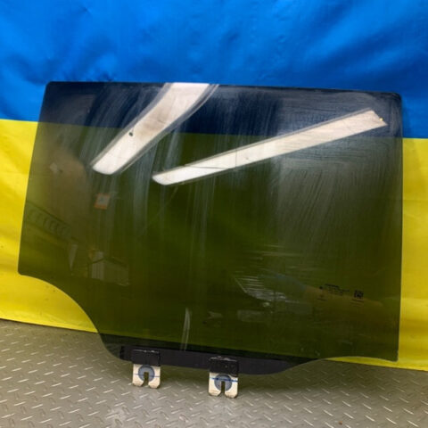 17 18 19 20 21 22 Jeep Compass Rear Passenger Right Door Glass OEM 68243938AB