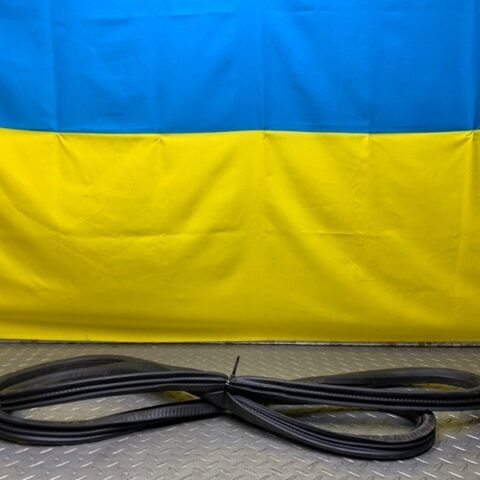 13 14 15 Porsche Cayenne Rear Right Door Body Weatherstrip Seal OEM 7P0867367F