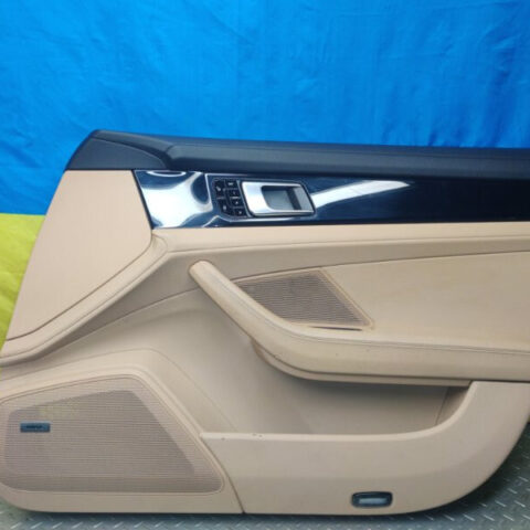 17 18 19 20 21 22 Porsche Panamera 4 Front Right Passenger Interior Door Panel